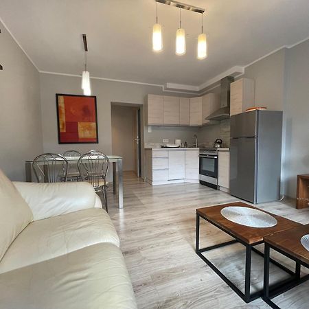 Apartament Przy Cieplickich Tezniach Jelenia Gora Ngoại thất bức ảnh