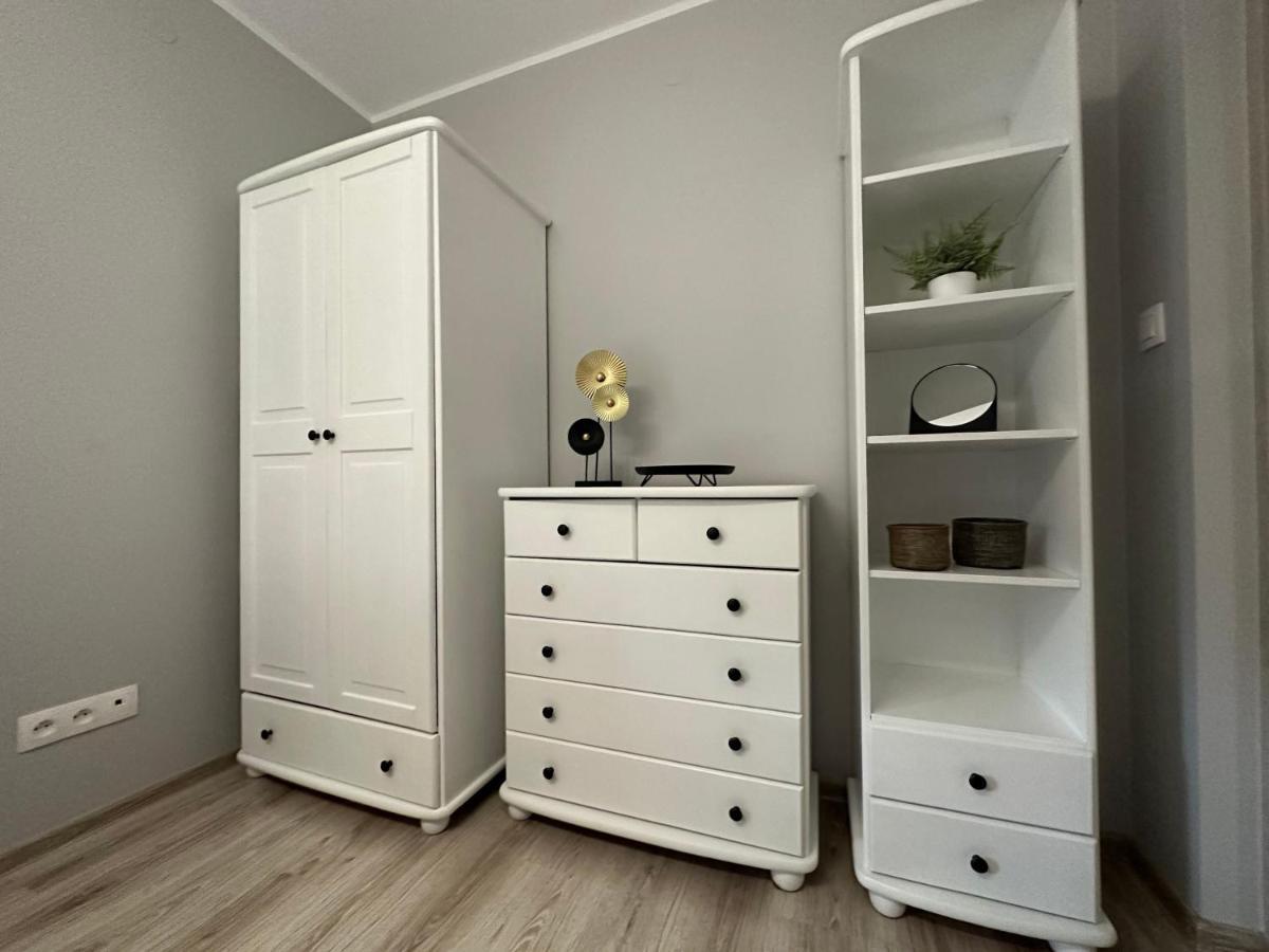 Apartament Przy Cieplickich Tezniach Jelenia Gora Ngoại thất bức ảnh