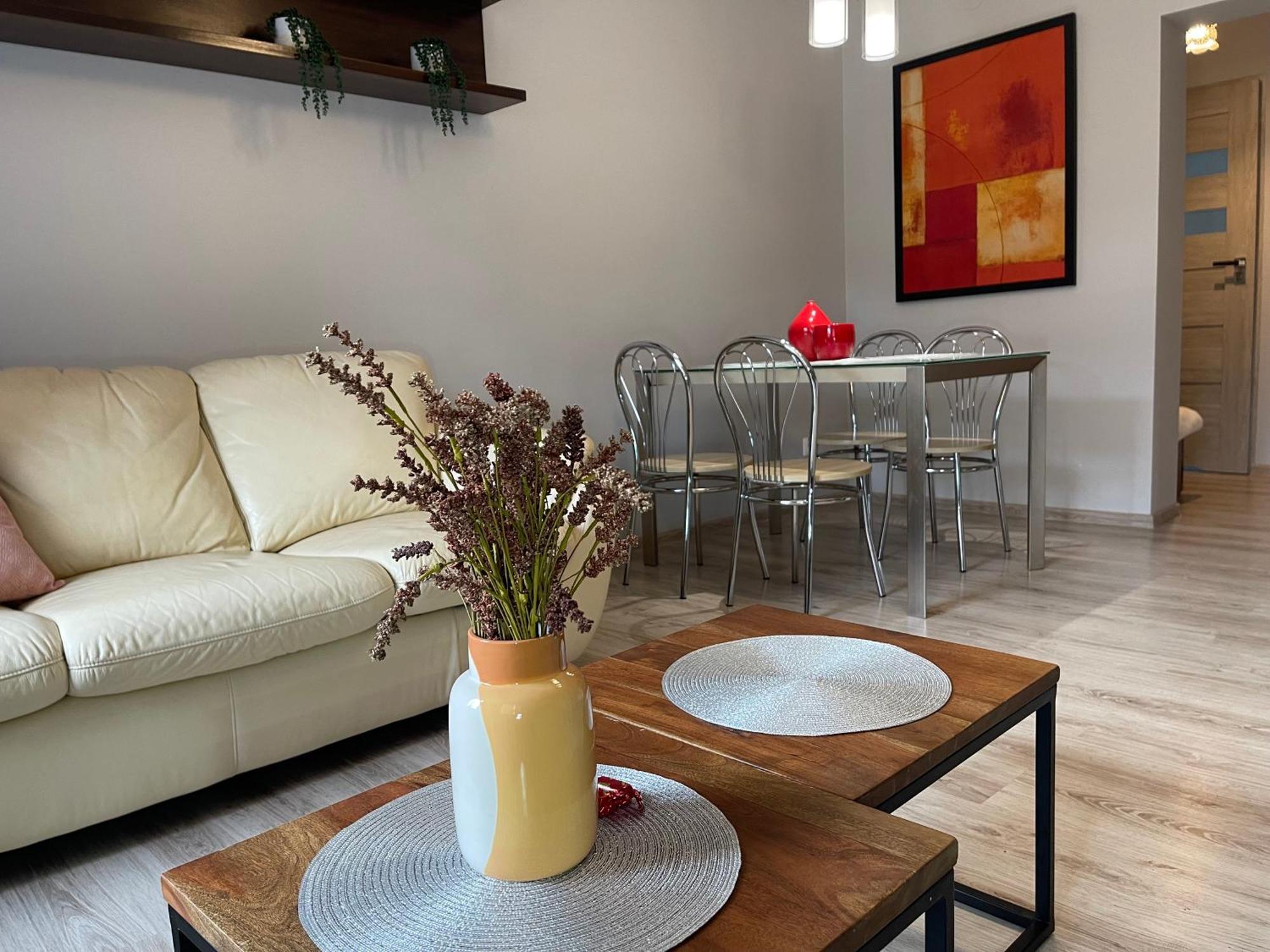 Apartament Przy Cieplickich Tezniach Jelenia Gora Ngoại thất bức ảnh